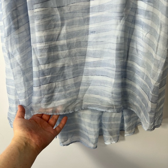 Blue Sleeveless Women's High Low Top - Picture 3 of 6